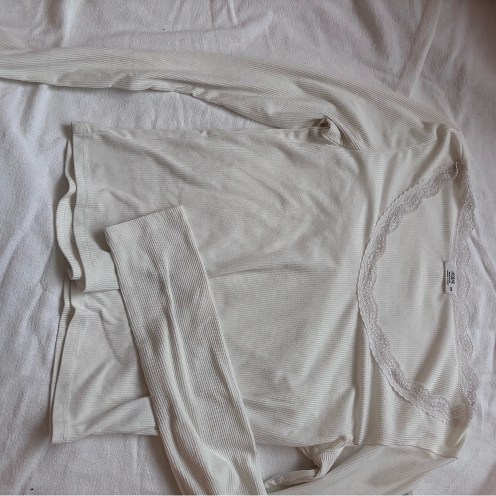 Women's Cream Long Sleeve Top